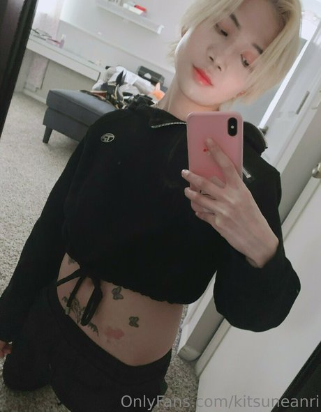 kitsuneanwi adult star images