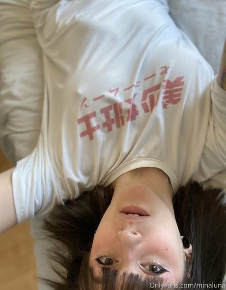 minaluna hd pornstar pics