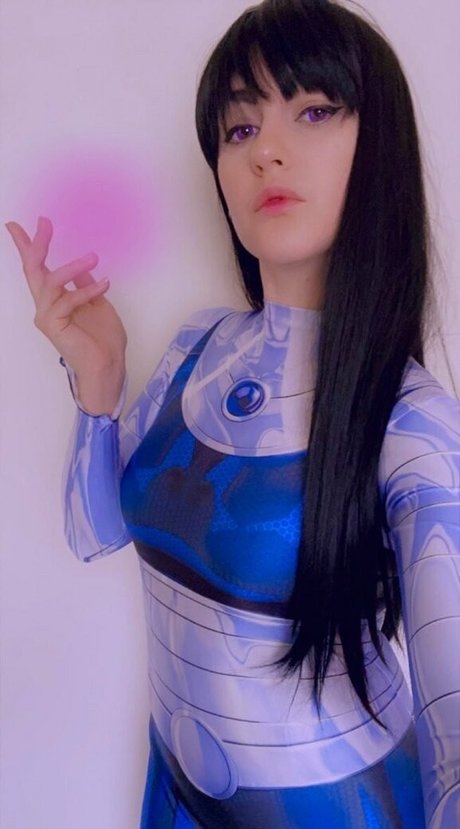 minaluna naked star picture