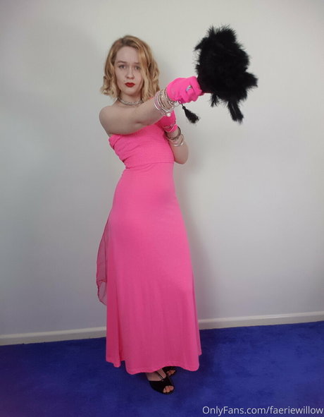 faeriewillow model nice pics