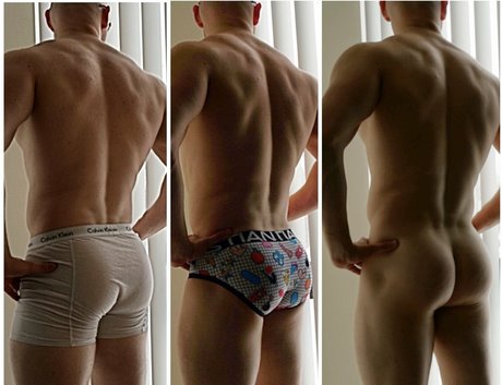 justingains star naked archive