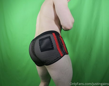 justingains adult model img