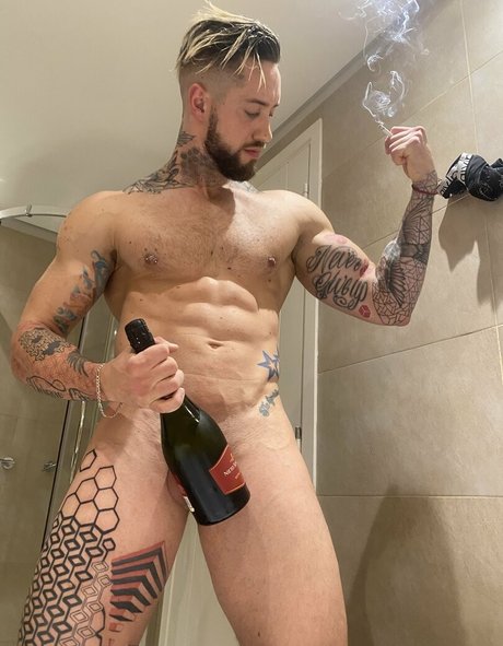 viktoronee xxx star photo