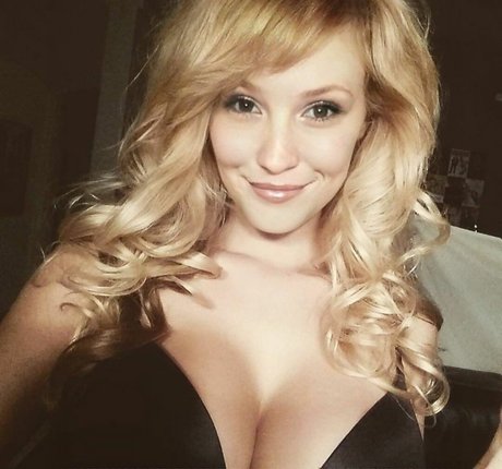 Jessica Blondet nudes model photos