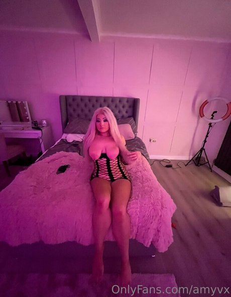 Amyvx pornstar exclusive archive