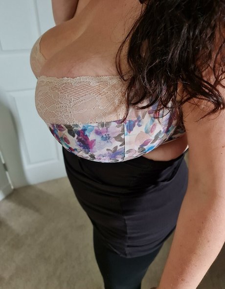 Huge Cups porn star image