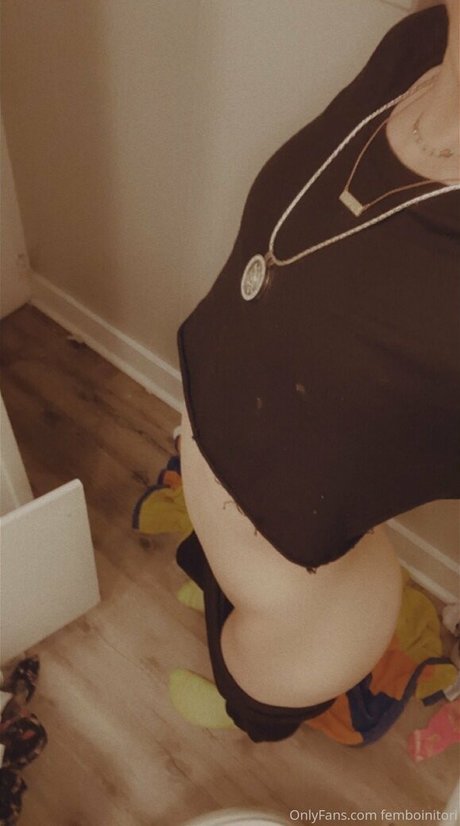 femboynitori hot model img