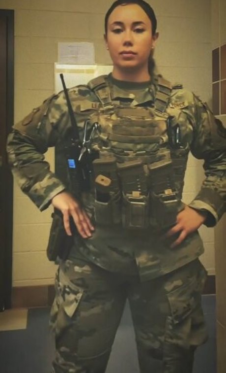 hayla gram nice model image