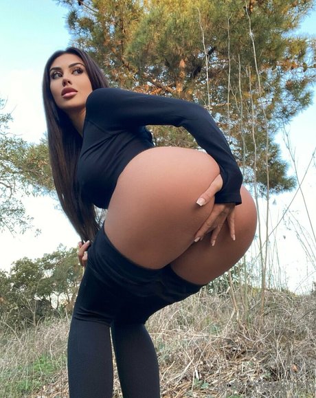 crisdolll model porn archive