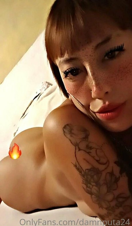 damnputa24 erotic model photos