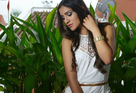 Abie Smith hot actress pictures