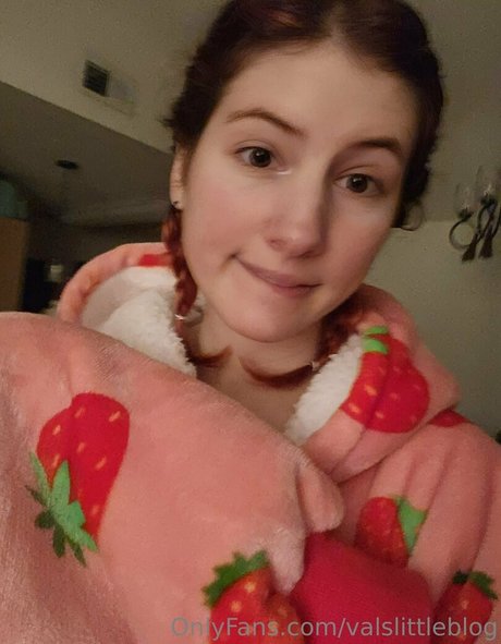 valvestia model nudes archive