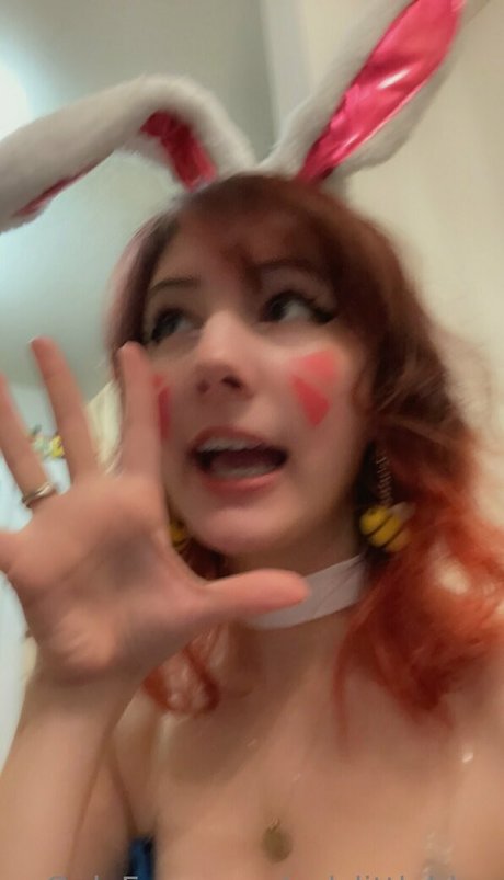 valvestia model adult pics