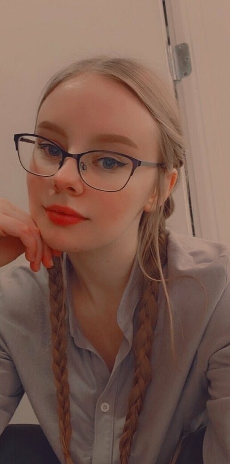 kindlyfruitbat star adult img