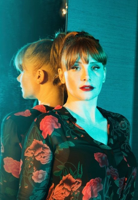 Bryce Dallas Howard free star pic