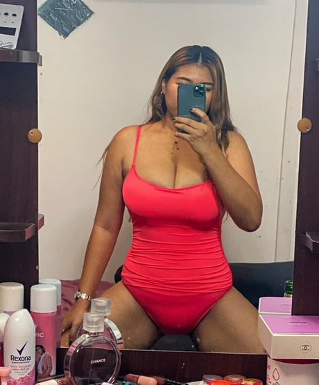 Thanaporn adult model photos