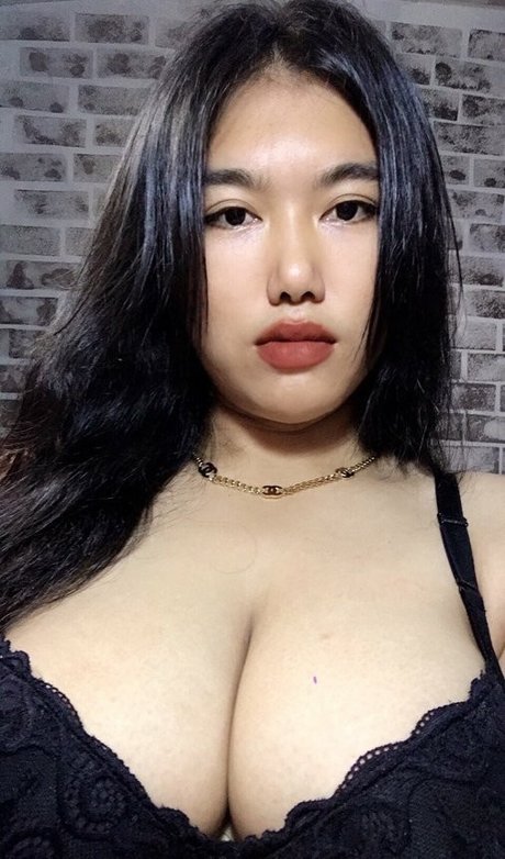 Thanaporn star nice images