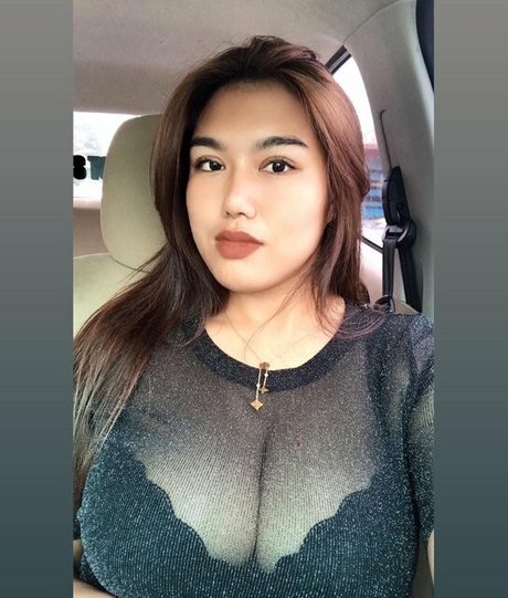 Thanaporn model hot pic