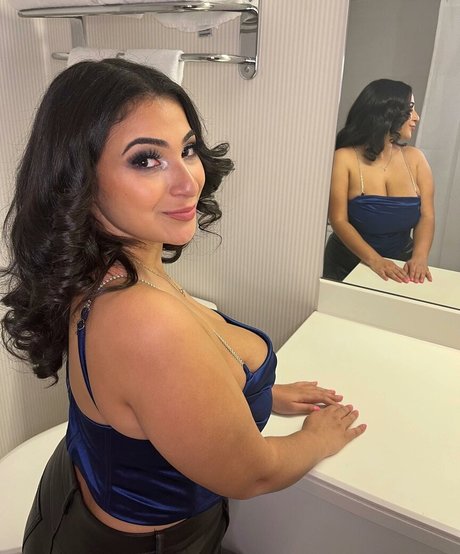 Mimi Russo pornstar pretty image