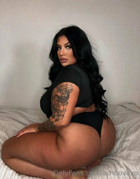 ashbovaxo erotic actress pics