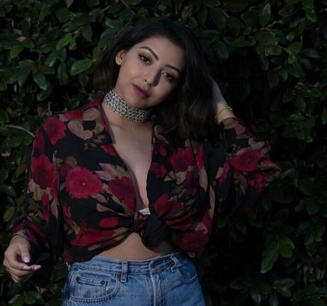 Sadd Pup beautiful actress img