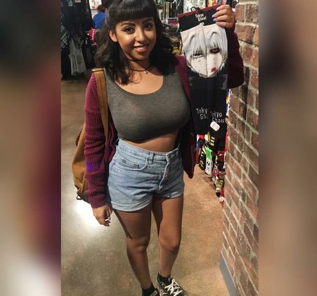 Sadd Pup pornstar exclusive pictures