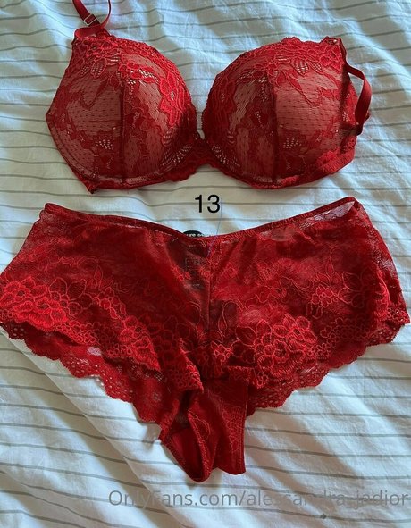 alessandra jadior perfect model picture