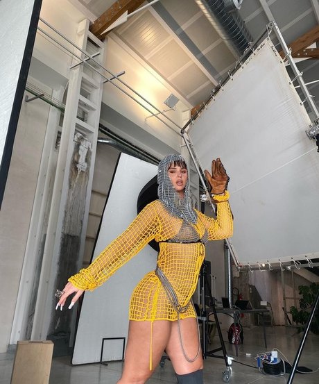 Nathy Peluso model top pics