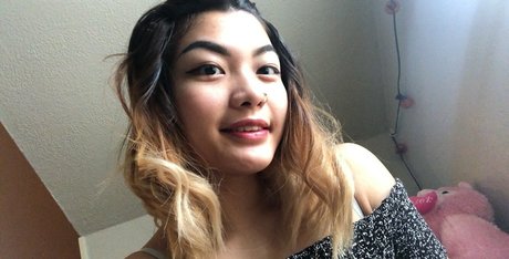 sunisa bby nudes star archive