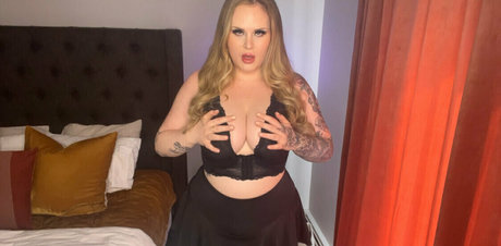 adoreashlynn pornstar nudes images