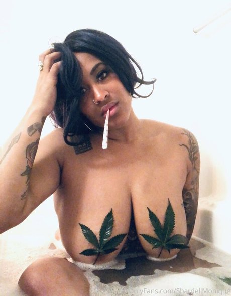 sharsharbinkz top model pics