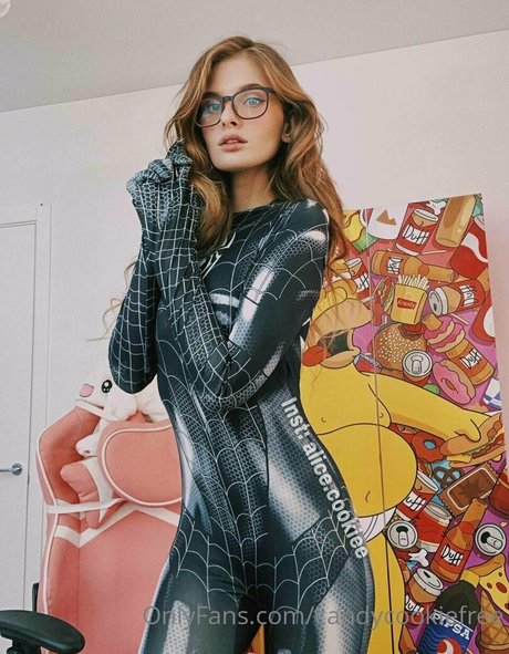 candycookiefree star adult gallery