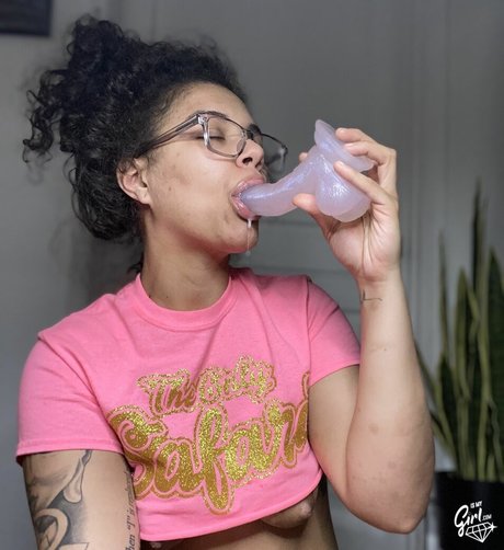 Safarii best actress gallery