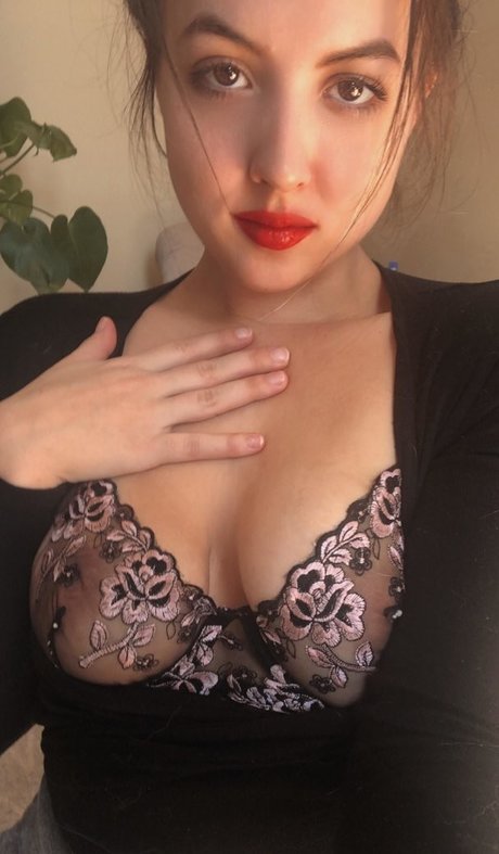 Brikitch model hot photos