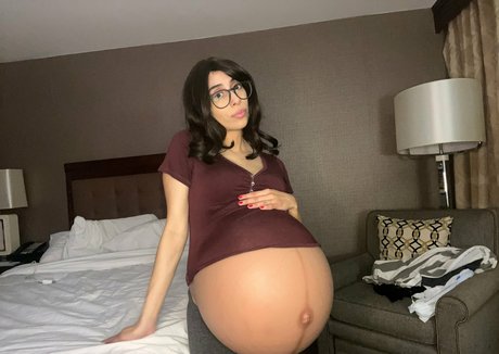 emberbastet exclusive actress photos