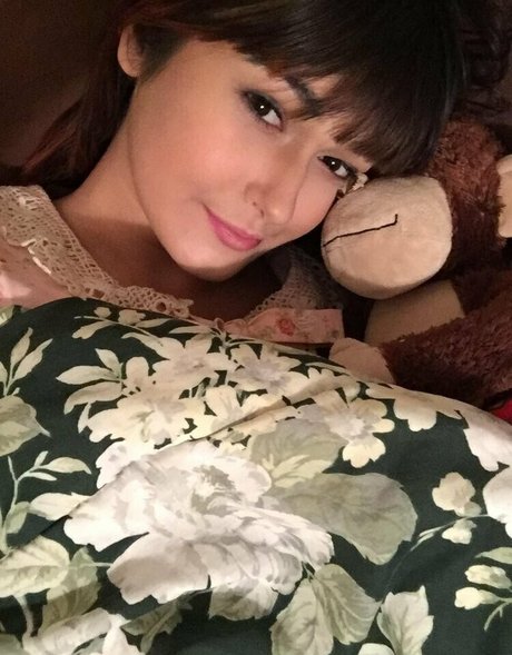 babybearattack nice model picture