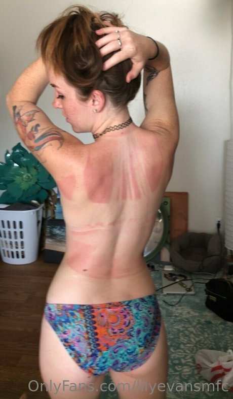 lilyevansmfc erotic model photos