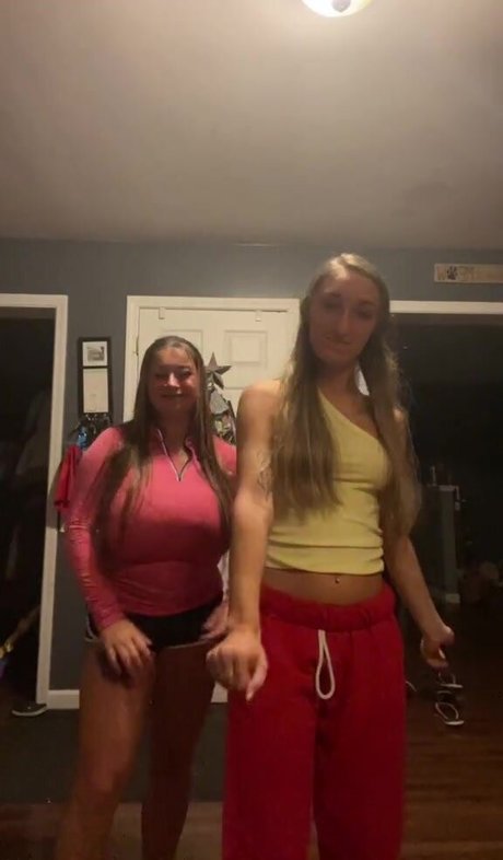 Lauren Risotti top star images