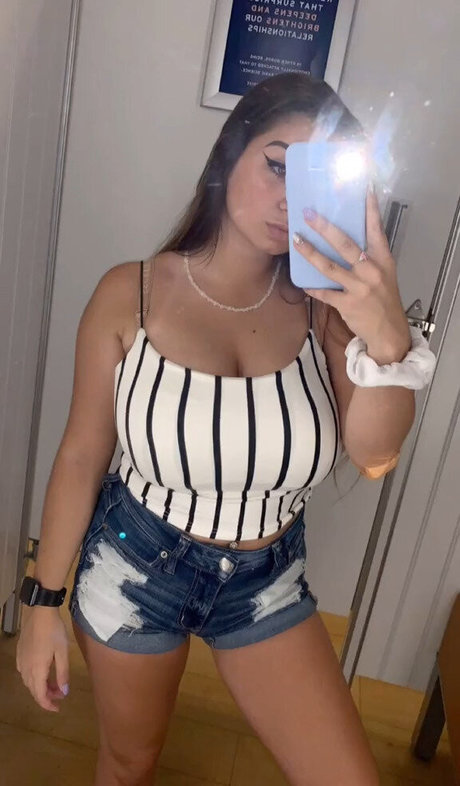 Lauren Risotti Profile pic