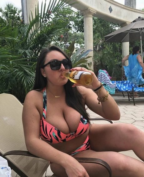 Gabb Ferraro star sexy photo