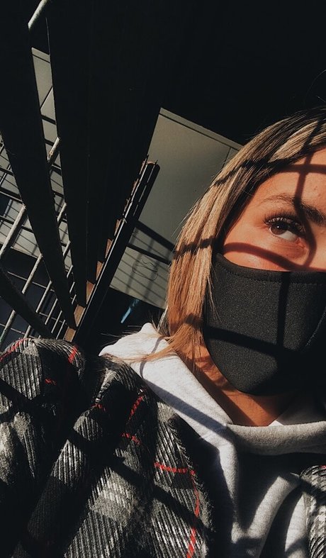 belonly pornstar erotic galleries