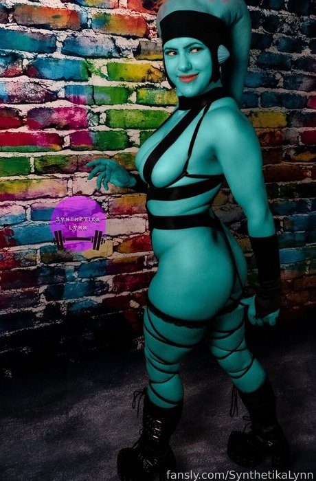 Synthetika Lynn adult actress picture