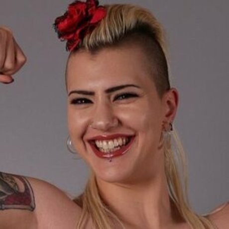 Synthetika Lynn free pornstar archive