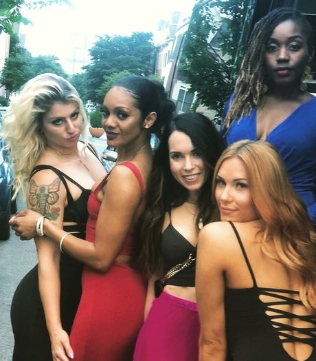 Dezmin Schubel pornstar sex photo