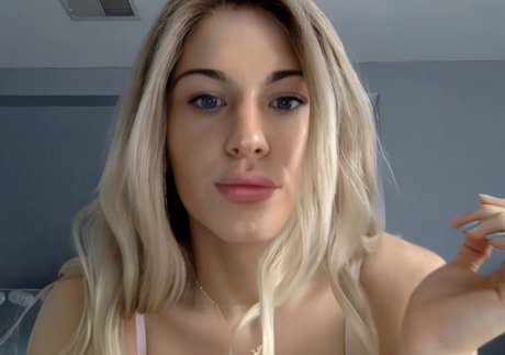 Dezmin Schubel top model picture