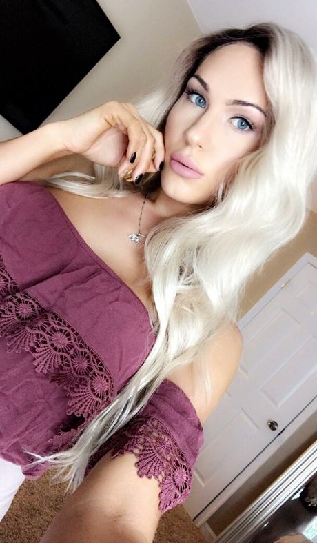 Dezmin Schubel pornographic star galleries