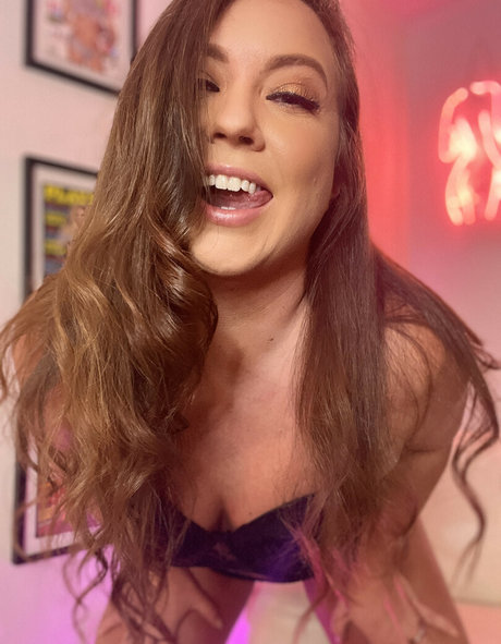 Maddy O Reilly adult actress img