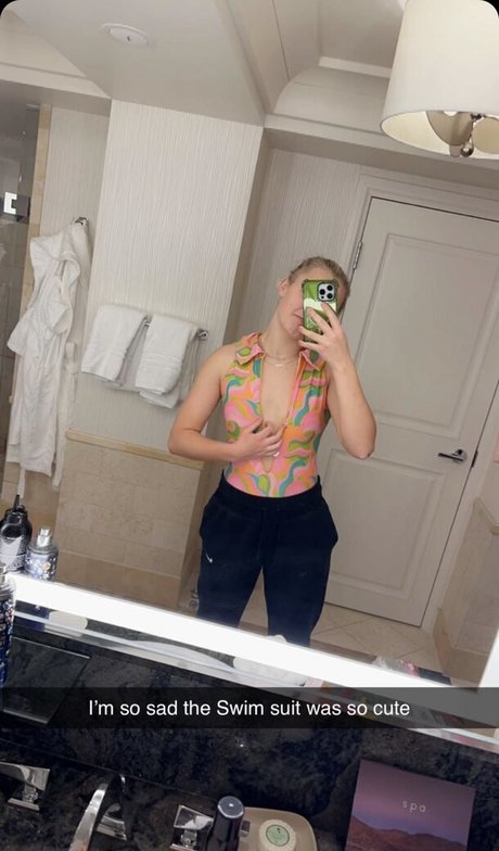Jojo Siwa pornstar exclusive picture