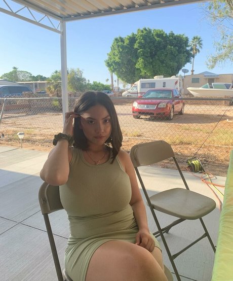 Wendy Chavez hot actress picture