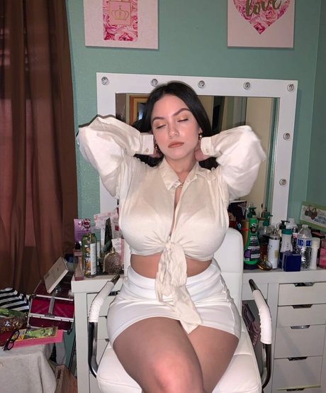 Wendy Chavez pornographic model gallery